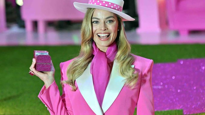 Margot Robbie Says Bitcoin Has "Ken Energy" as Quip Appears Margot Robbie Says Bitcoin Has "Ken Energy" as Quip Appears Canonical to Barbie Film