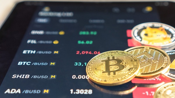 Institutional traders favour Bitcoin and Ethereum while whales eye this Institutional traders favour Bitcoin and Ethereum while whales eye this new AI crypto