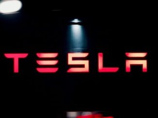 Tesla stock extends losses pre-market as selling pressure accelerates